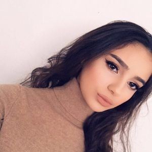 Meet your Posher, Silvia